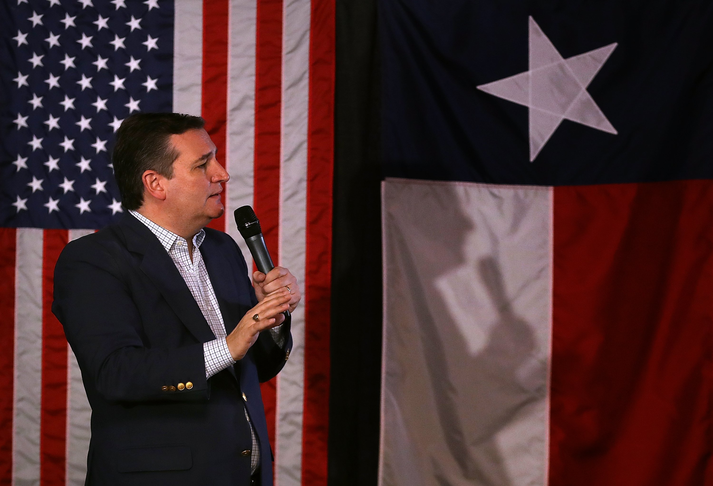 ATASCOCITA, TX - NOVEMBER 05: U.S. Sen. Ted Cruz (R-TX) speaks during a Get Out The Vote Bus Tour rally on November 5, 2018 in Atascocita, Texas. With one day to go until election day, Sen. Cruz is campaigning throughout Texas as he battles democratic challenger Beto O'Rourke in a tight race to save his Senate seat. (Photo by Justin Sullivan/Getty Images)