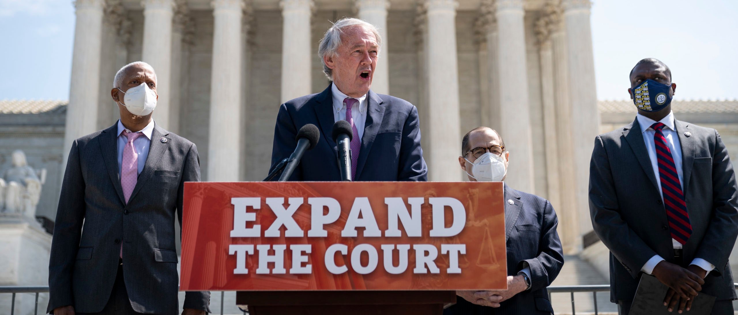 WASHINGTON, DC - APRIL 15: (L-R) Rep. Hank Johnson (D-GA), Sen. Ed Markey (D-MA), House Judiciary Committee Chairman Rep. Jerrold Nadler (D-NY) and Rep. Mondaire Jones (D-NY) hold a press conference in front of the U.S. Supreme Court to announce legislation to expand the number of seats on the Supreme Court on April 15, 2021 in Washington, DC. Their bill would expand the Supreme Court from 9 to 13 justices. Speaker of the House Nancy Pelosi says she does not support the bill and doesn't plan to bring it to the House floor. (Photo by Drew Angerer/Getty Images)