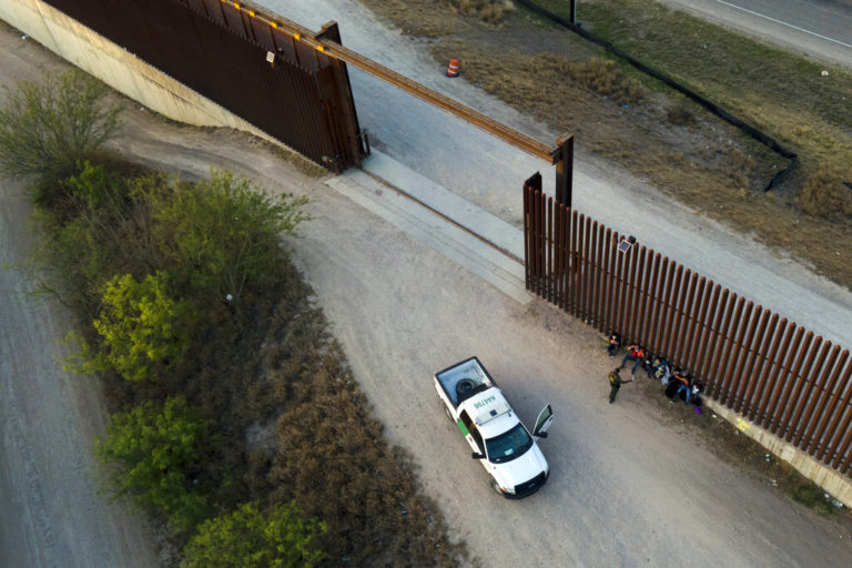 Report: Cartels making $13B a year from smuggling migrants into US