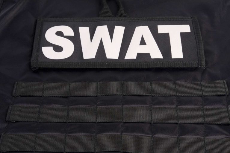 Video: SWAT team exposes Secret Service over Trump shooting