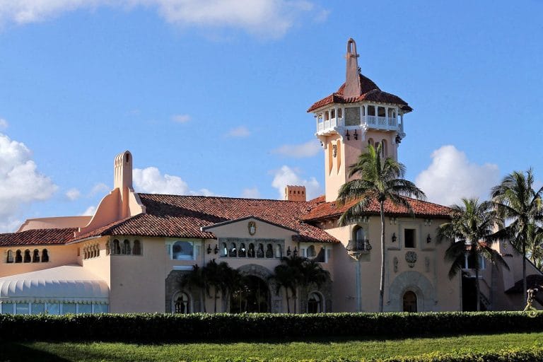 Video/Pic: Trump’s robot dog protects children at Mar-a-Lago - InfoArmed - Trump Knows - InfoArmed