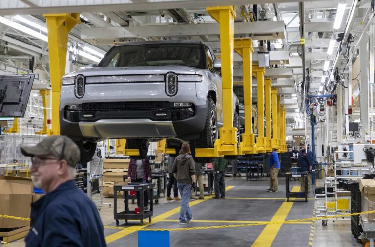 Trump offers auto parts tariff relief as he visits Michigan