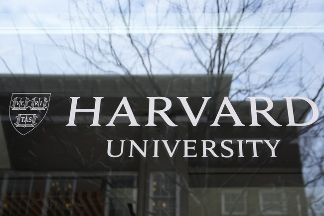 Trump Administration Tells Harvard: No More Federal Research Grants